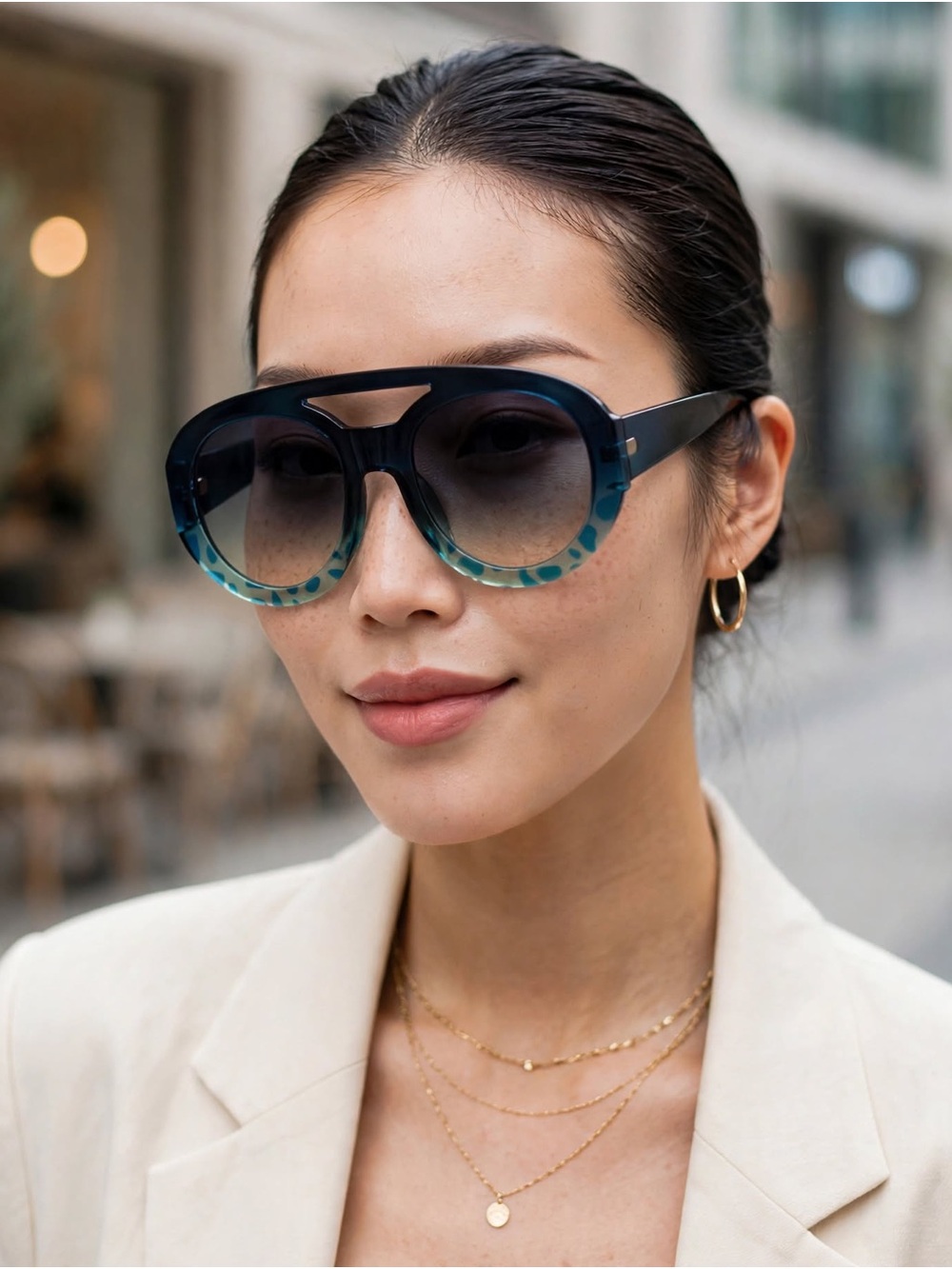 Women’s Blue Gradient Round Shield Sunglasses